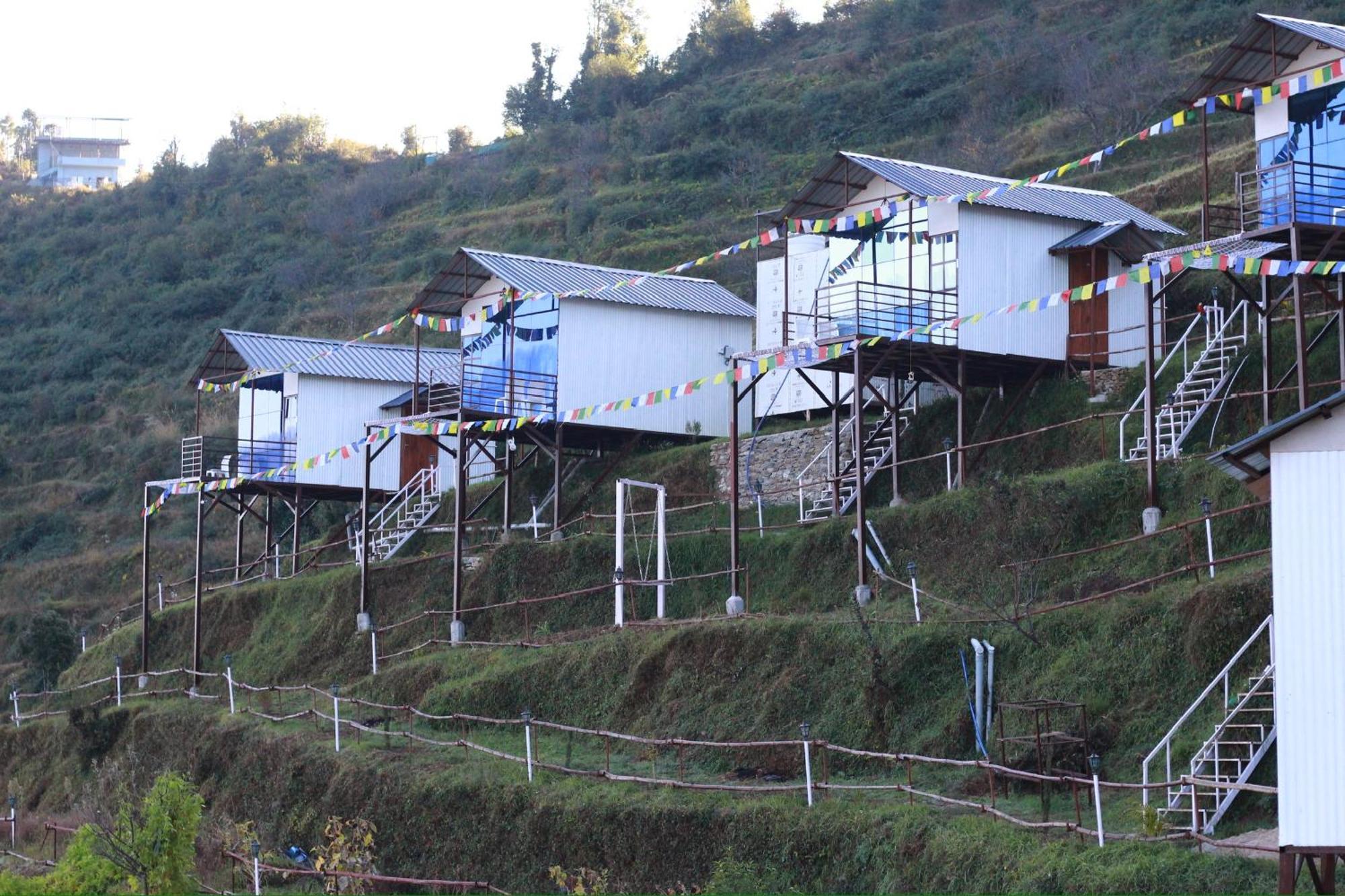Nivriti Stays Kanatal Extérieur photo