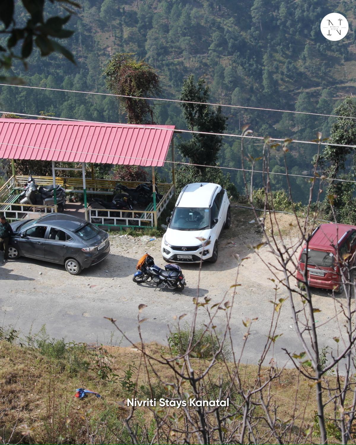 Nivriti Stays Kanatal Extérieur photo