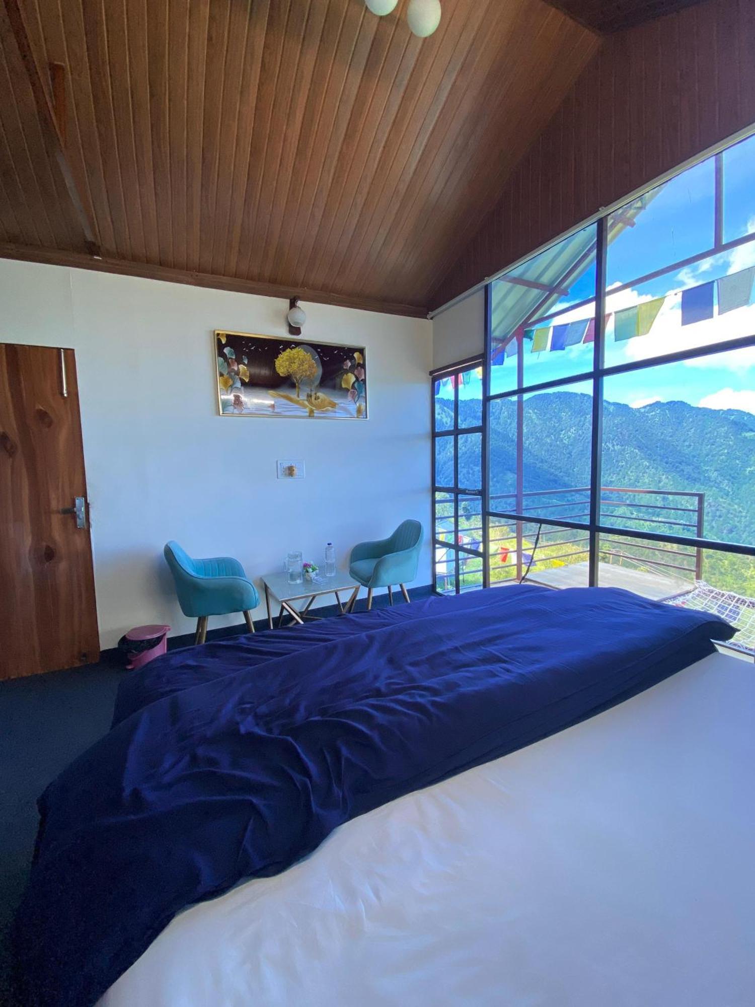 Nivriti Stays Kanatal Extérieur photo